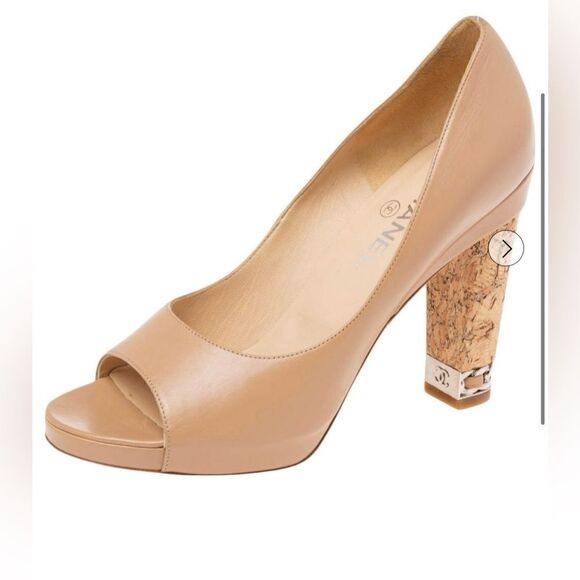 Chanel pump size 40 (US size 10) - Picture 1 of 16